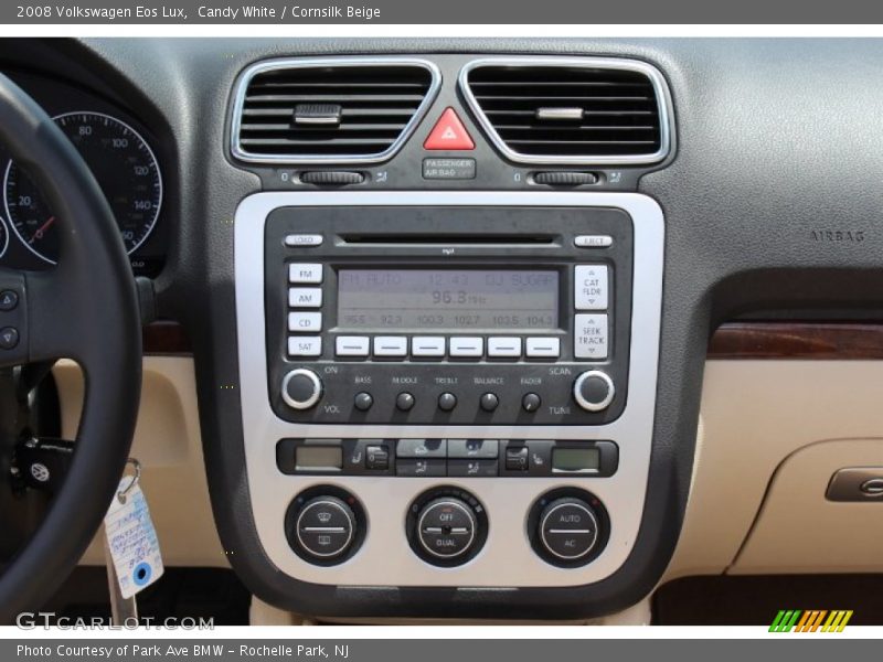 Candy White / Cornsilk Beige 2008 Volkswagen Eos Lux