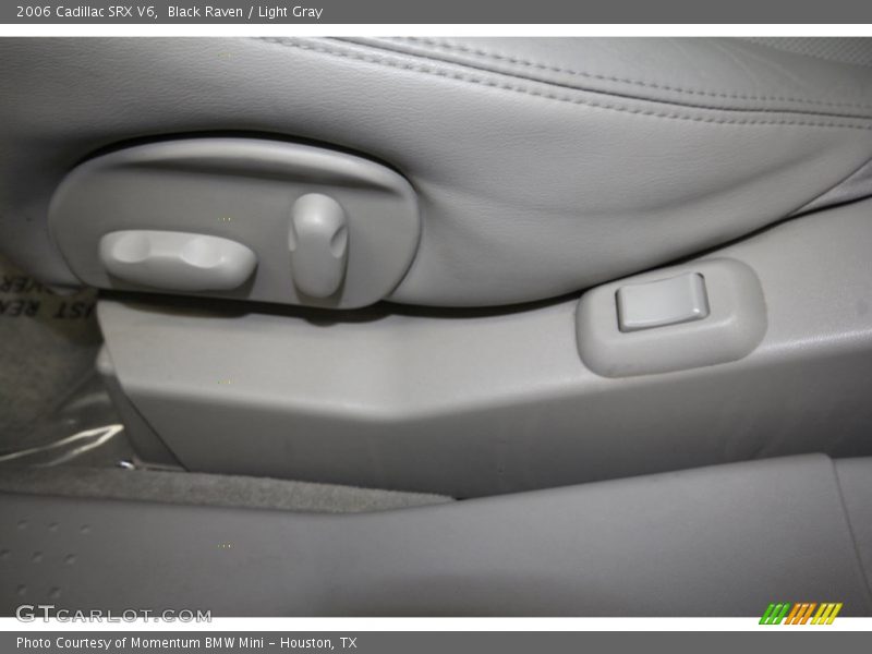 Black Raven / Light Gray 2006 Cadillac SRX V6