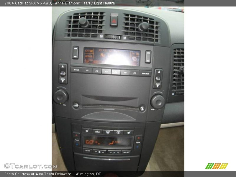 White Diamond Pearl / Light Neutral 2004 Cadillac SRX V6 AWD