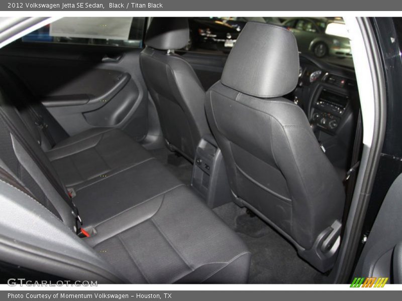 Black / Titan Black 2012 Volkswagen Jetta SE Sedan