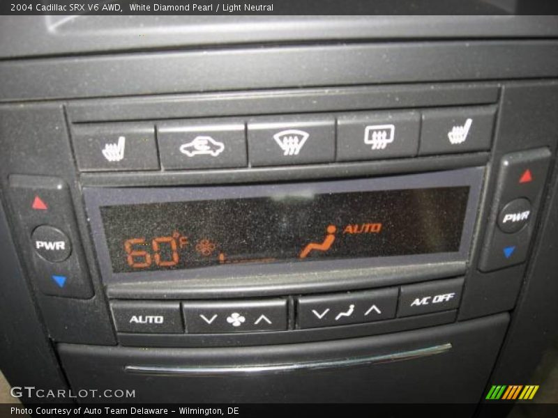 White Diamond Pearl / Light Neutral 2004 Cadillac SRX V6 AWD
