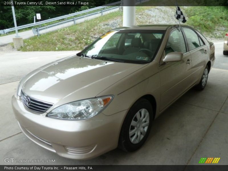 Desert Sand Mica / Taupe 2005 Toyota Camry LE