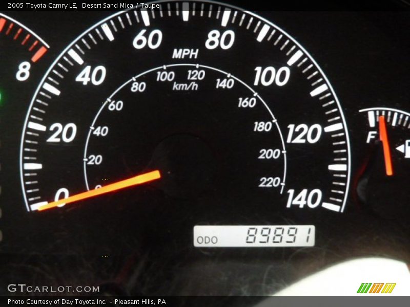 Desert Sand Mica / Taupe 2005 Toyota Camry LE