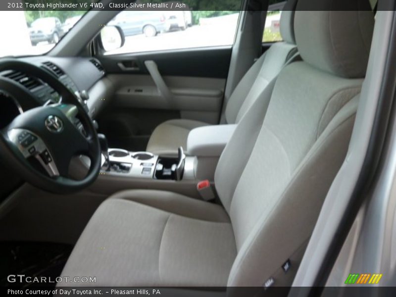 Classic Silver Metallic / Ash 2012 Toyota Highlander V6 4WD