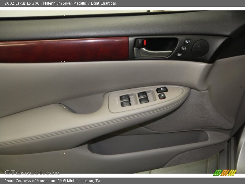 Millennium Silver Metallic / Light Charcoal 2002 Lexus ES 300