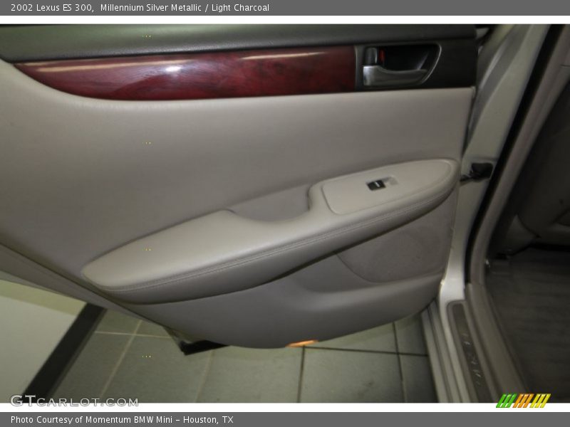 Millennium Silver Metallic / Light Charcoal 2002 Lexus ES 300