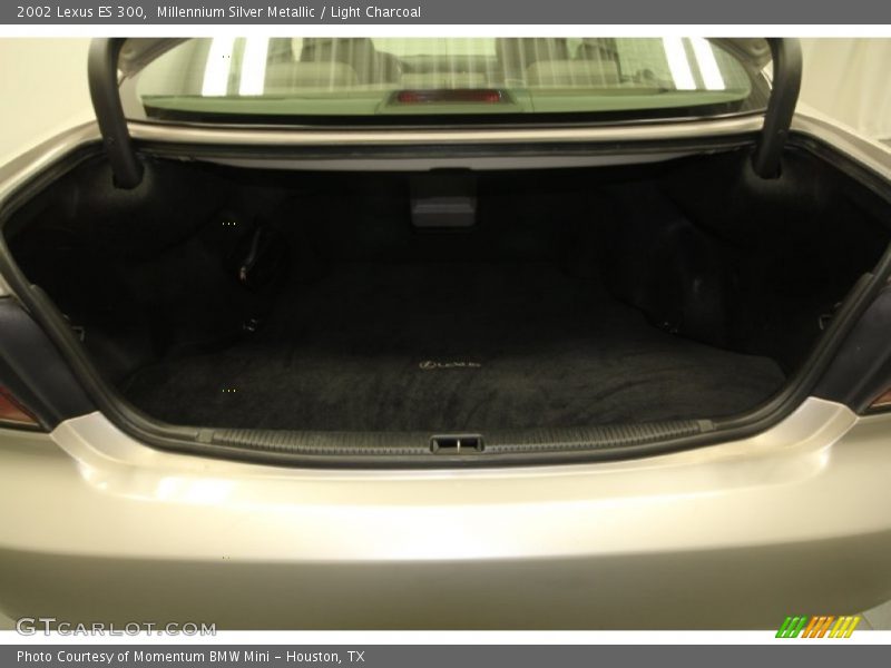 Millennium Silver Metallic / Light Charcoal 2002 Lexus ES 300