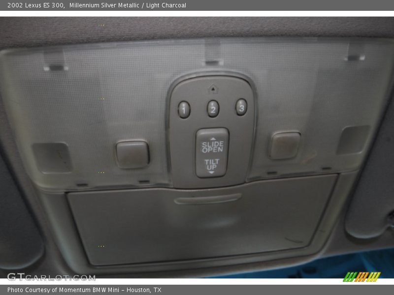 Millennium Silver Metallic / Light Charcoal 2002 Lexus ES 300