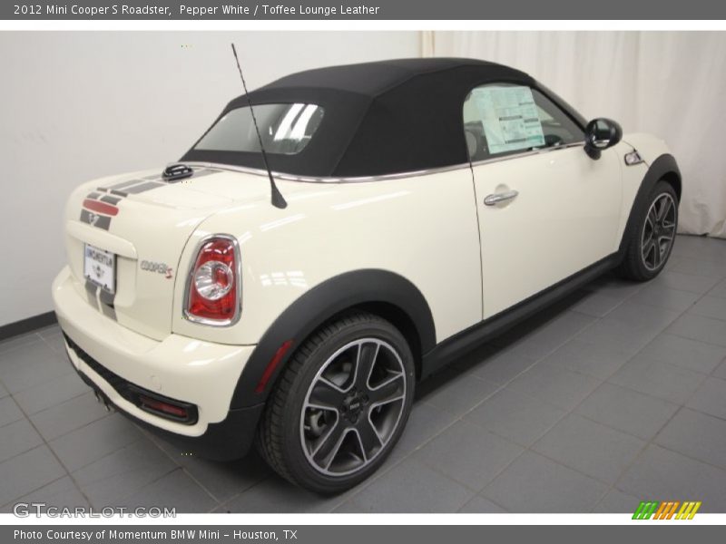 Pepper White / Toffee Lounge Leather 2012 Mini Cooper S Roadster