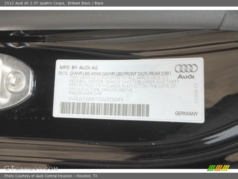 Brilliant Black / Black 2013 Audi A5 2.0T quattro Coupe