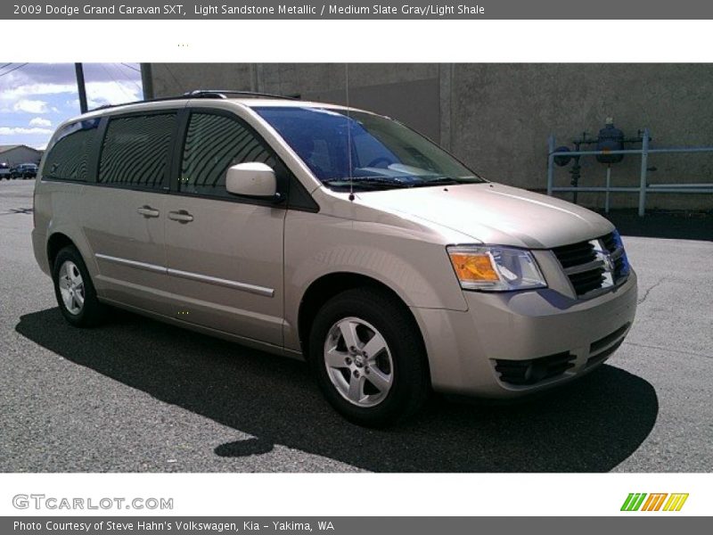 Light Sandstone Metallic / Medium Slate Gray/Light Shale 2009 Dodge Grand Caravan SXT