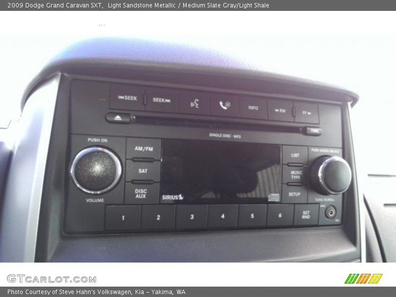 Light Sandstone Metallic / Medium Slate Gray/Light Shale 2009 Dodge Grand Caravan SXT