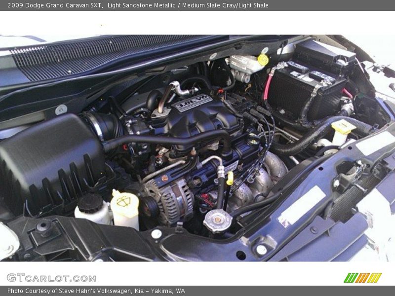 Light Sandstone Metallic / Medium Slate Gray/Light Shale 2009 Dodge Grand Caravan SXT