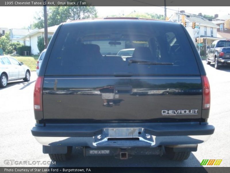 Onyx Black / Tan 1995 Chevrolet Tahoe LS 4x4