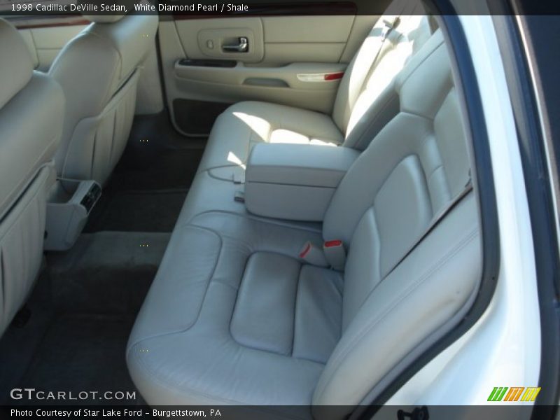 White Diamond Pearl / Shale 1998 Cadillac DeVille Sedan