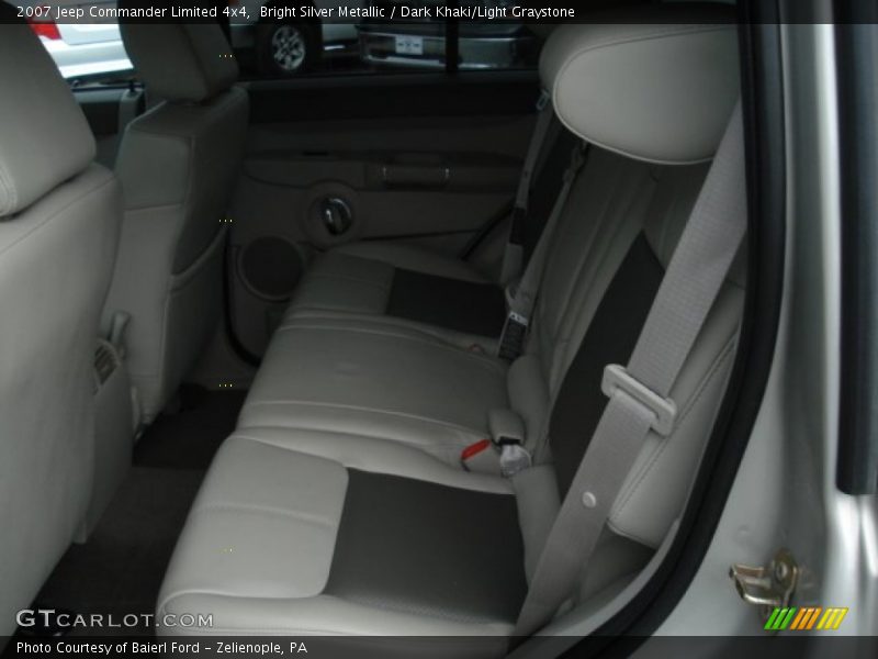 Bright Silver Metallic / Dark Khaki/Light Graystone 2007 Jeep Commander Limited 4x4