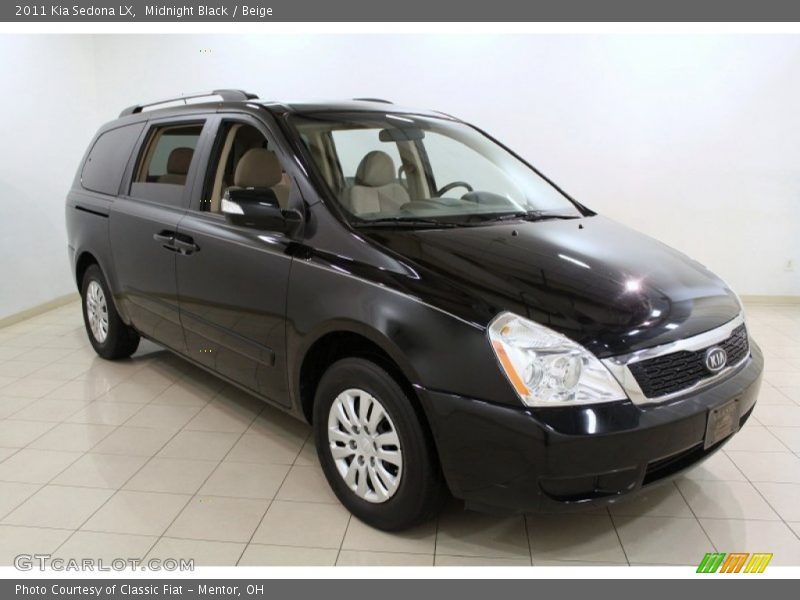 Midnight Black / Beige 2011 Kia Sedona LX