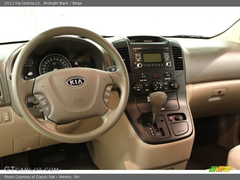 Midnight Black / Beige 2011 Kia Sedona LX