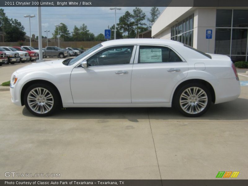 Bright White / Black 2011 Chrysler 300 Limited