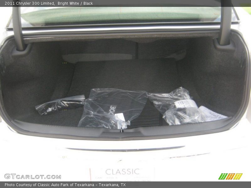 Bright White / Black 2011 Chrysler 300 Limited