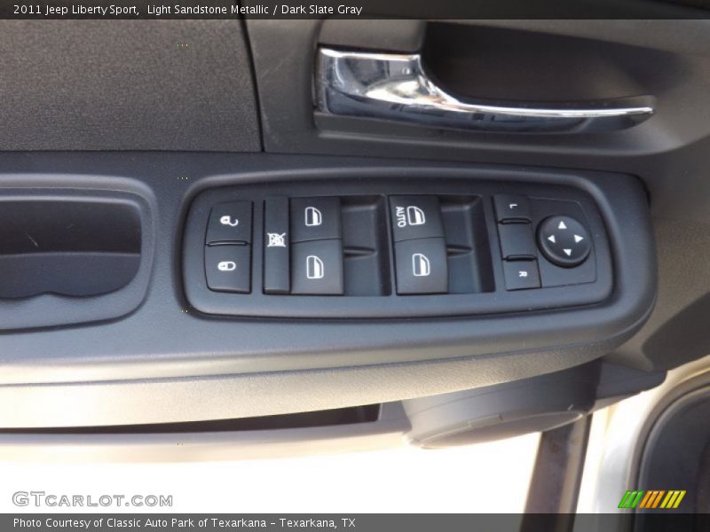 Light Sandstone Metallic / Dark Slate Gray 2011 Jeep Liberty Sport