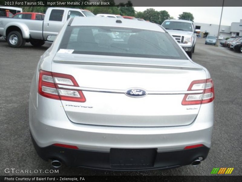 Ingot Silver Metallic / Charcoal Black 2013 Ford Taurus SEL