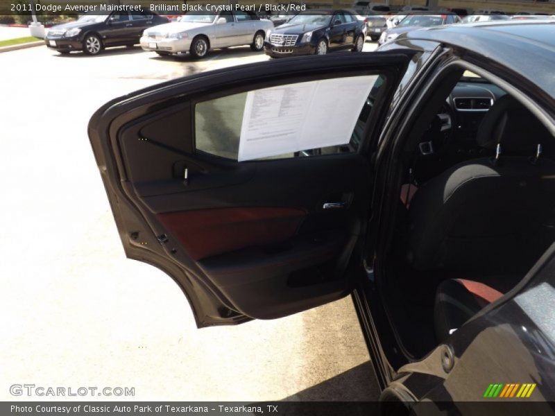 Brilliant Black Crystal Pearl / Black/Red 2011 Dodge Avenger Mainstreet