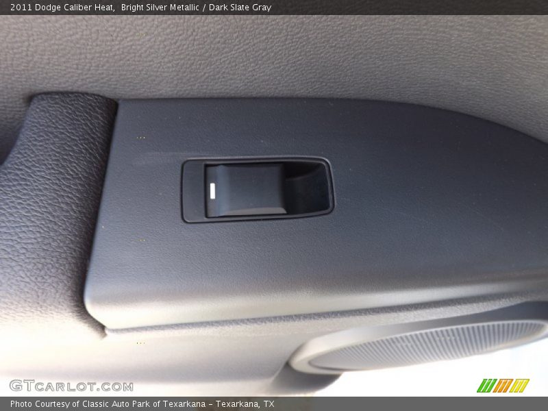 Bright Silver Metallic / Dark Slate Gray 2011 Dodge Caliber Heat