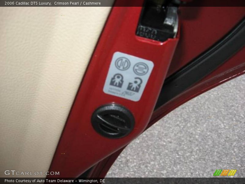 Crimson Pearl / Cashmere 2006 Cadillac DTS Luxury
