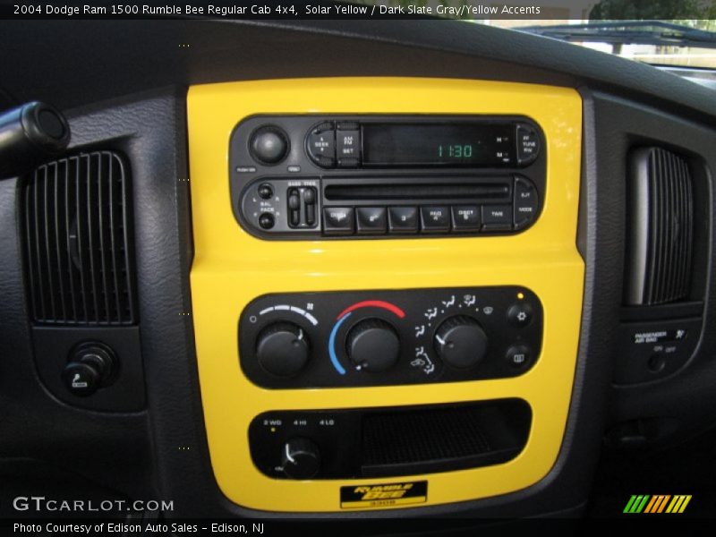 Solar Yellow / Dark Slate Gray/Yellow Accents 2004 Dodge Ram 1500 Rumble Bee Regular Cab 4x4