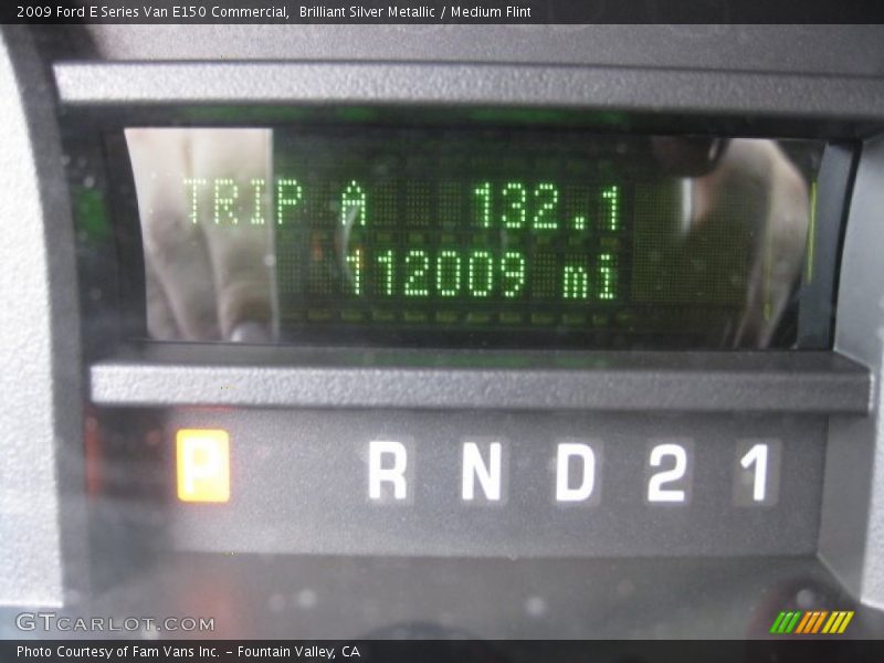 Brilliant Silver Metallic / Medium Flint 2009 Ford E Series Van E150 Commercial