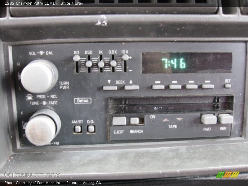 White / Gray 1989 Chevrolet Astro CL Van