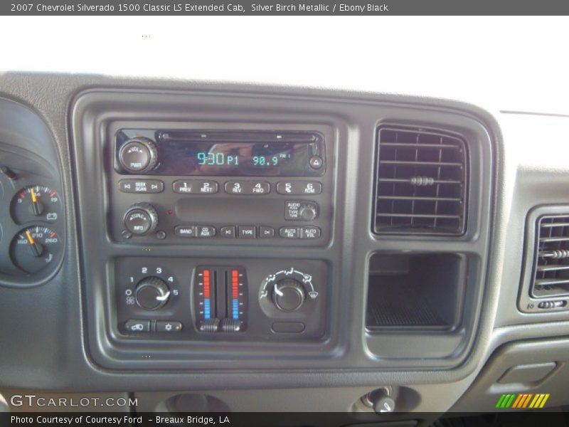 Silver Birch Metallic / Ebony Black 2007 Chevrolet Silverado 1500 Classic LS Extended Cab