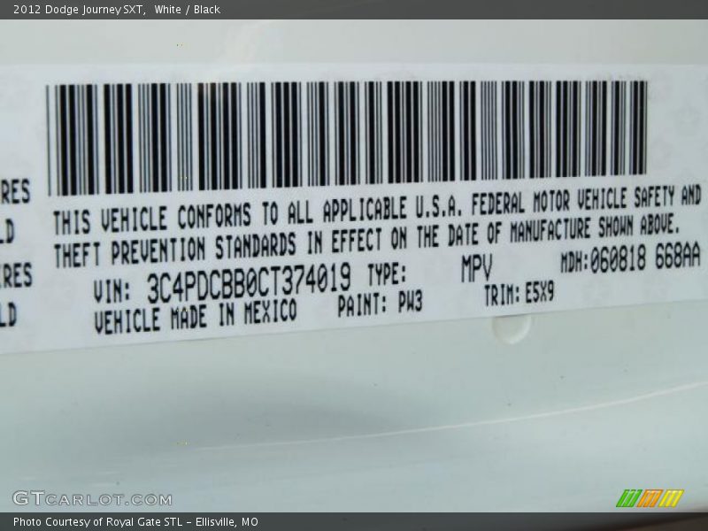 White / Black 2012 Dodge Journey SXT