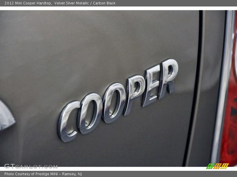 Velvet Silver Metallic / Carbon Black 2012 Mini Cooper Hardtop