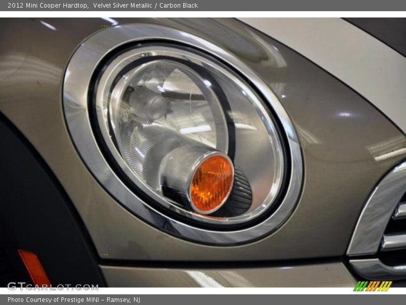 Velvet Silver Metallic / Carbon Black 2012 Mini Cooper Hardtop