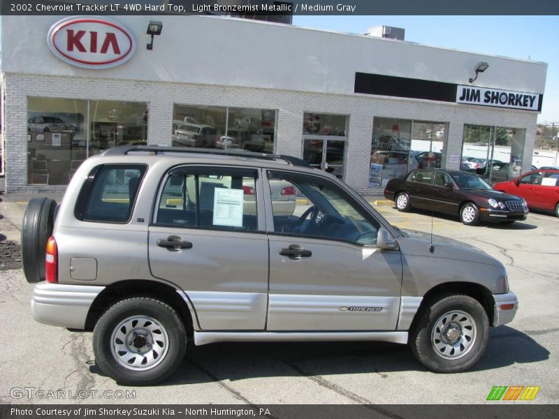 Light Bronzemist Metallic / Medium Gray 2002 Chevrolet Tracker LT 4WD Hard Top