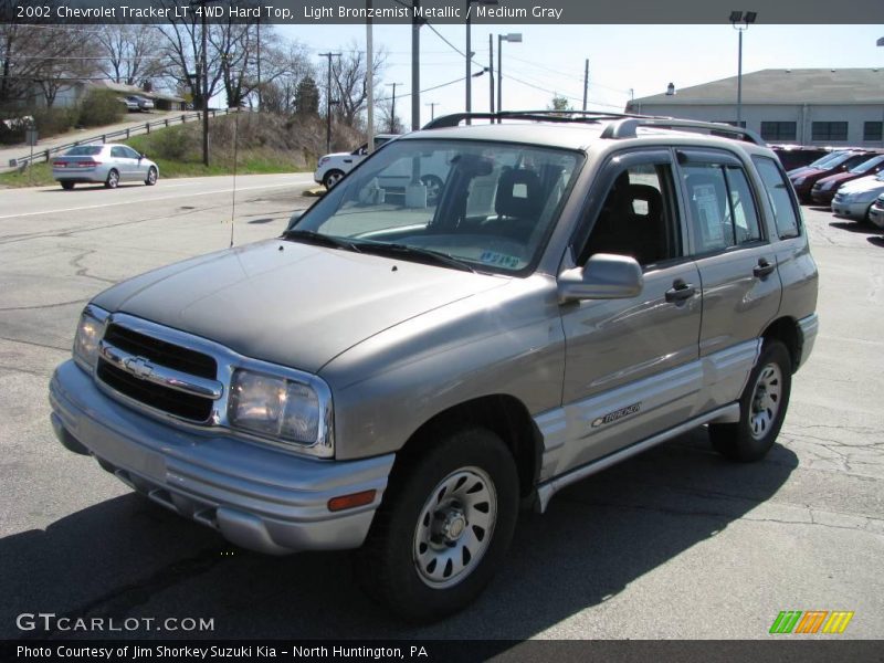 Light Bronzemist Metallic / Medium Gray 2002 Chevrolet Tracker LT 4WD Hard Top