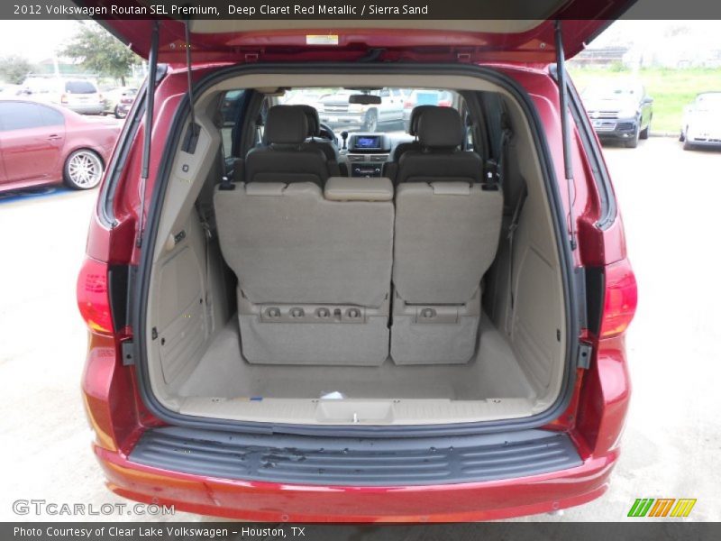  2012 Routan SEL Premium Trunk