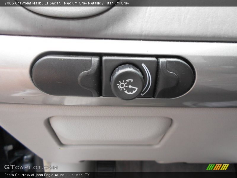 Medium Gray Metallic / Titanium Gray 2006 Chevrolet Malibu LT Sedan