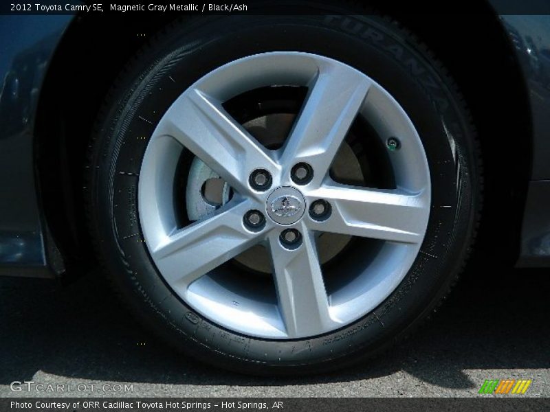 Magnetic Gray Metallic / Black/Ash 2012 Toyota Camry SE