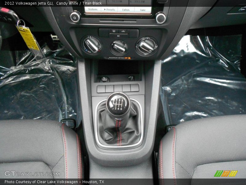 Candy White / Titan Black 2012 Volkswagen Jetta GLI