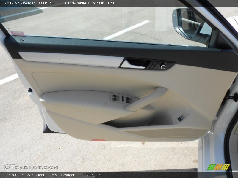 Candy White / Cornsilk Beige 2012 Volkswagen Passat 2.5L SE
