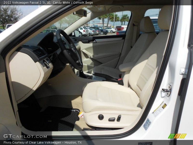Candy White / Cornsilk Beige 2012 Volkswagen Passat 2.5L SE