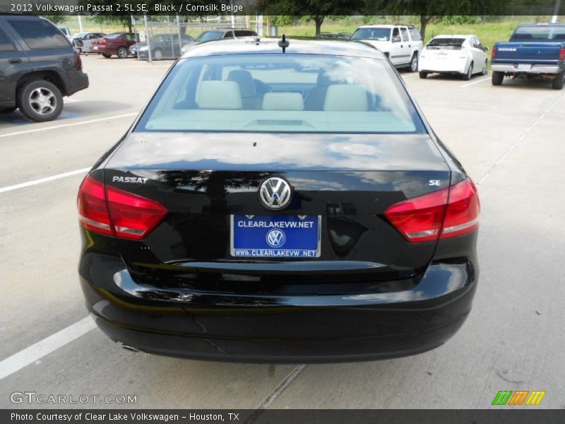 Black / Cornsilk Beige 2012 Volkswagen Passat 2.5L SE