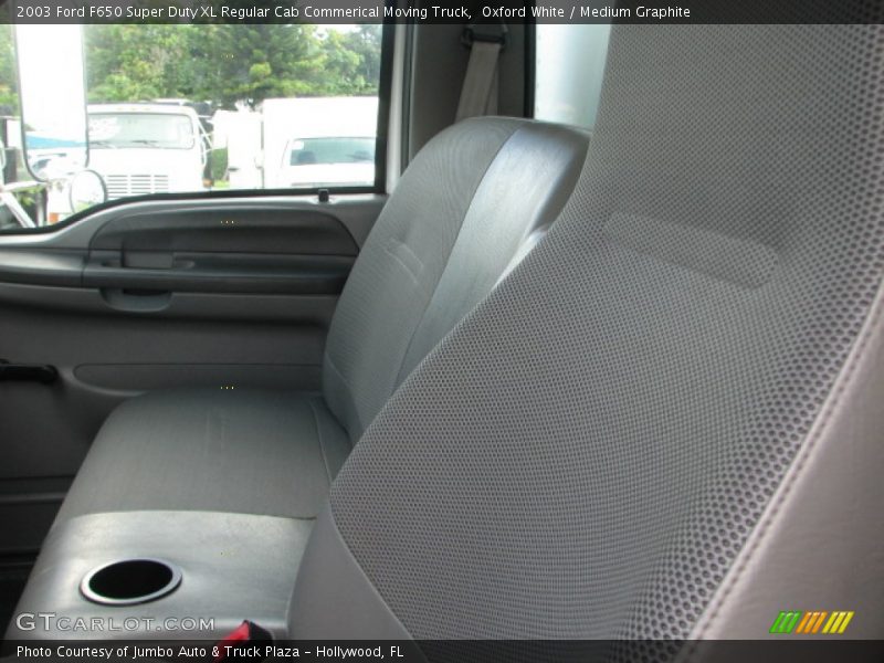 Oxford White / Medium Graphite 2003 Ford F650 Super Duty XL Regular Cab Commerical Moving Truck