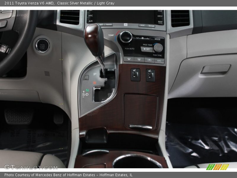 Classic Silver Metallic / Light Gray 2011 Toyota Venza V6 AWD