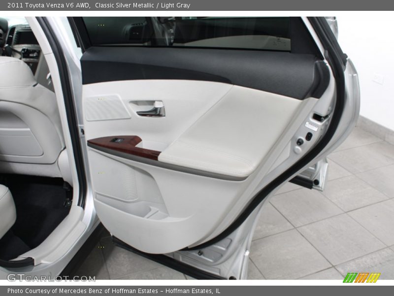 Classic Silver Metallic / Light Gray 2011 Toyota Venza V6 AWD