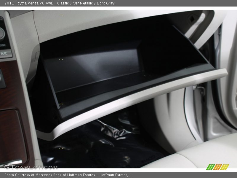 Classic Silver Metallic / Light Gray 2011 Toyota Venza V6 AWD