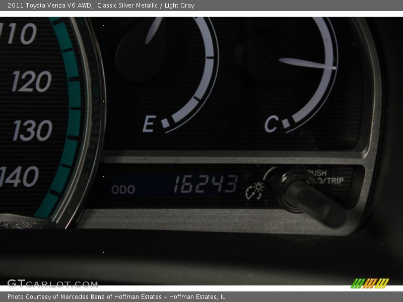 Classic Silver Metallic / Light Gray 2011 Toyota Venza V6 AWD